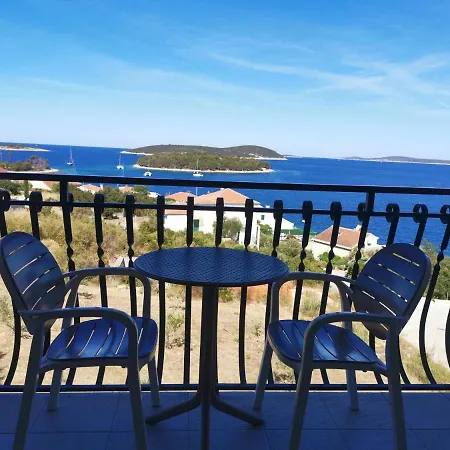 Berg Apartment