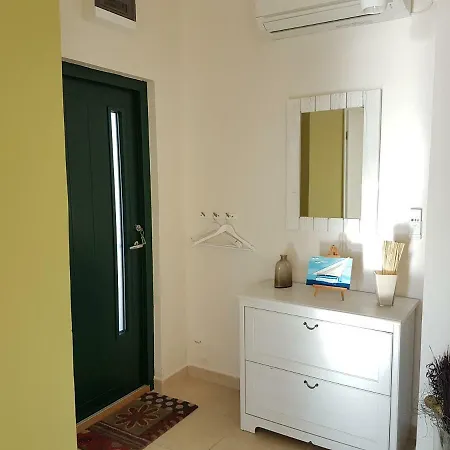 Apartment Berg