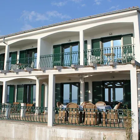 Berg * ماسلينيتسا